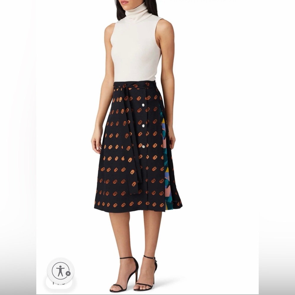 ✨Coach (NWOT) Black and Orange Patterned Midi Skirt Size 0✨